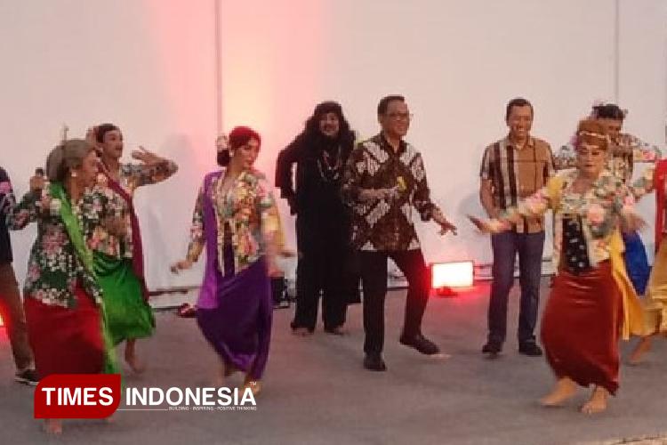 Suasana penampilan Jogja Culture Show 2025 di Embung Giwangan, Kota Yogyakarta. (FOTO: Zidniy/TIMES Indonesia)