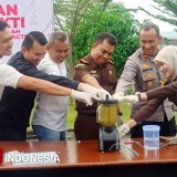 Buktikan Hukum Tak Bisa Ditawar, Kejari Majalengka Musnahkan Barang Bukti 53 Perkara