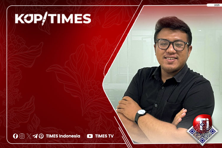 Misbahul Ilham, Masyarakat Pemerhati atau Karyawan Swasta.
