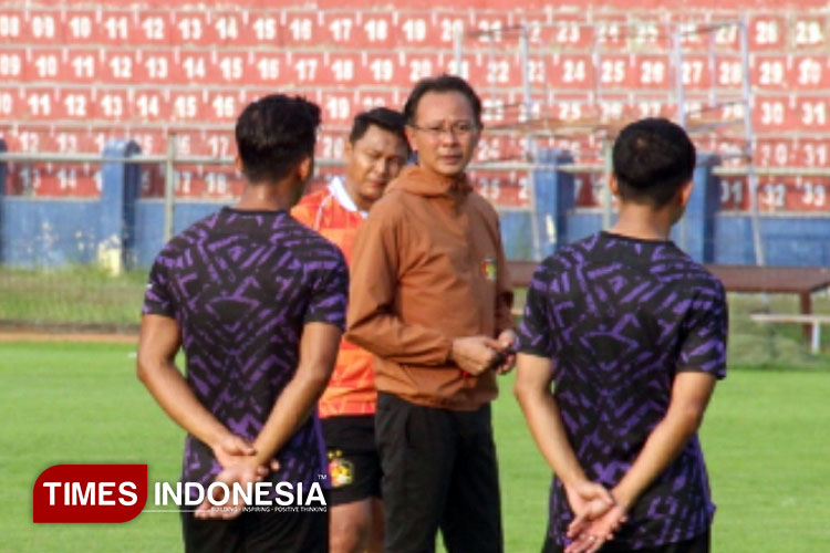 Ong Kim Swee Pimpin Latihan Perdana Persik Kediri, Minus Pemain Asing