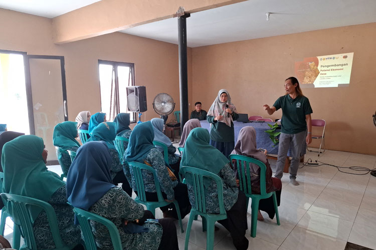 Prodi Agribisnis UTM Dampingi Desa Sabiyan Sebagai Sentra Buah Tropis Lokal
