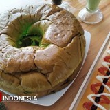 Kuliner Legendaris Burger Buto Hadir untuk Masyarakat Kediri