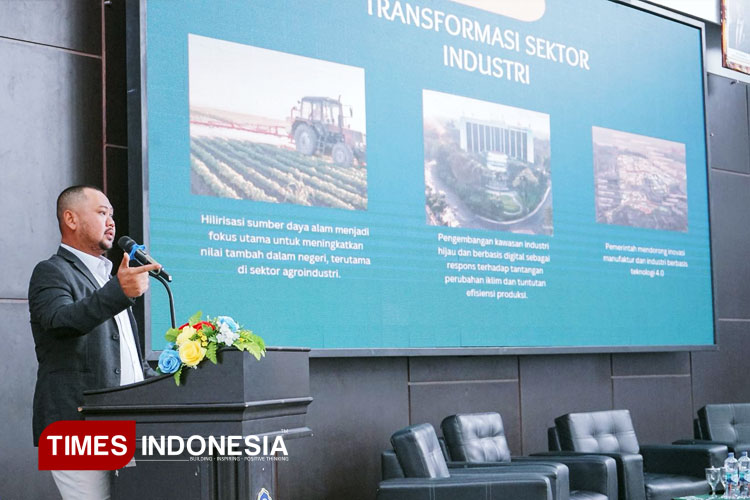 Hadir di Seminar Nasional UM Gresik, Bupati Gus Yani Sebut Daerahnya Jadi Tujuan Investasi Menjanjikan