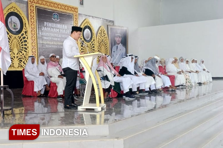 Pemkab Morotai Sambut 51 Jemaah Haji, Suka Cita dan Air Mata Keluarga Peluk Kedatangan Mereka