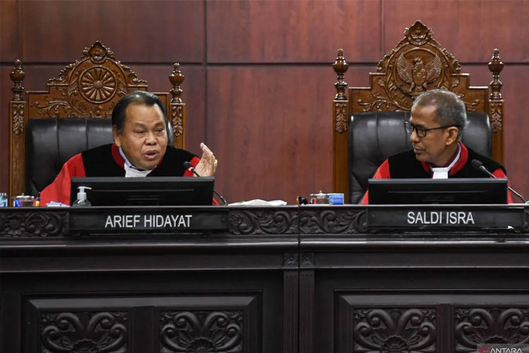 Pemohon Tak Miliki Kedudukan Hukum, MK Tolak Uji Formil UU TNI