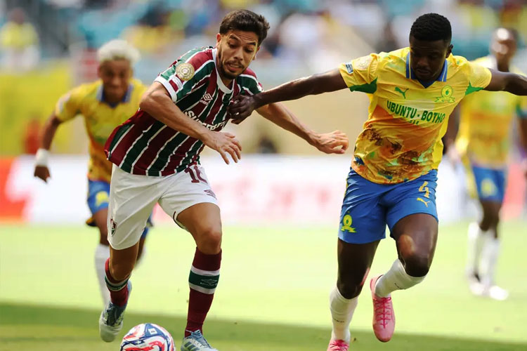 Fluminense lolos ke babak 16 besar Piala Dunia Antarklub 2025 setelah bermain imbang tanpa gol melawan wakil Afrika Selatan, Mamelodi Sundowns, di Hard Rock Stadium, Miami, Rabu (25/6). (FOTO: FIFA)