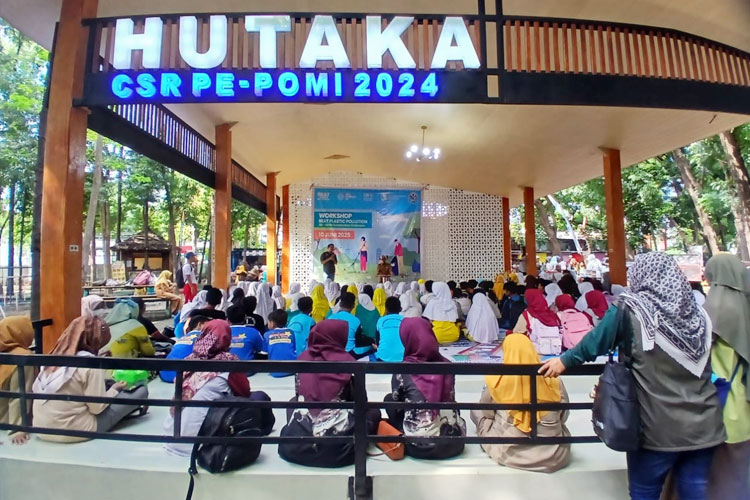 Senam, Pungut Sampah, dan Ecobrick: Cara Anak Kraksaan Rayakan Hari Lingkungan