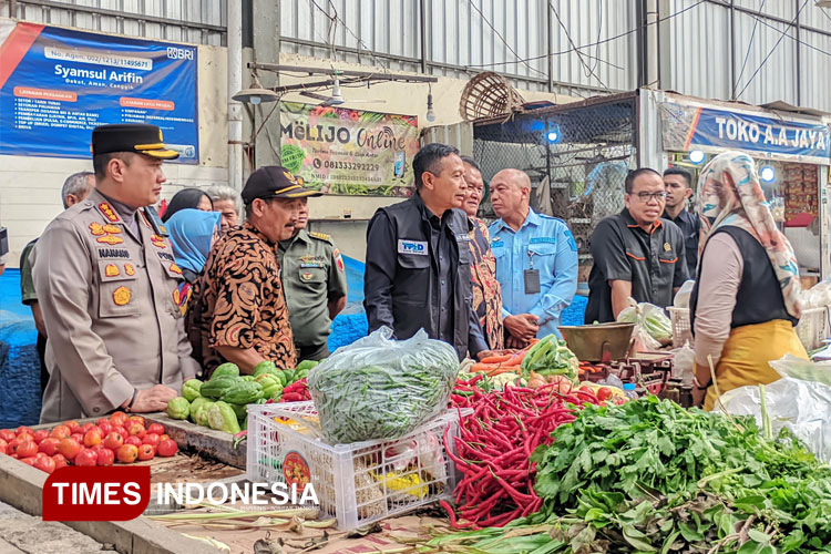 Sidak Pasar, Wali Kota Malang Temukan Kelangkaan MinyaKita dan Kenaikan Harga Cabai-Bawang