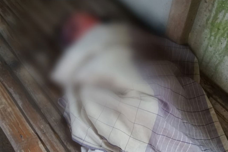 Bayi Ditemukan Ditinggalkan di Bedak Ikan di Malang, Polisi Selidiki Pelaku Pembuangan