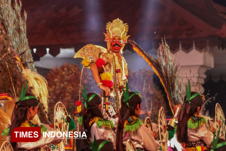 Festival-Reog-dan-Grebeg-Suro-di-Ponorogo-b.jpg