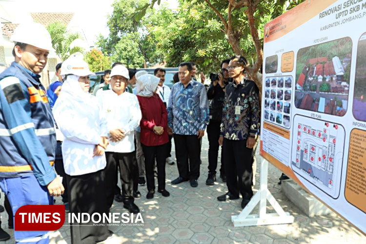 Gubernur Jatim Khofifah Tinjau Kesiapan Sekolah Rakyat di Jombang