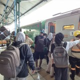 Liburan Tahun Baru Islam, Stasiun Madiun Kebanjiran Penumpang