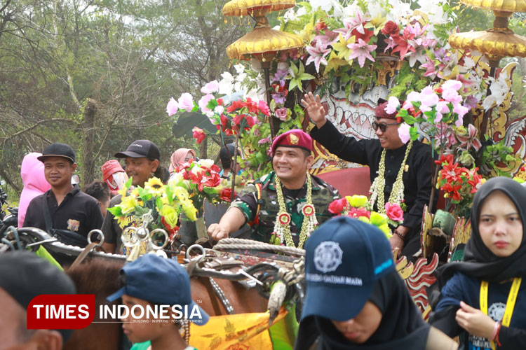Hampir Seabad, Petik Laut Lampon Jadi Wujud Syukur Nelayan Banyuwangi