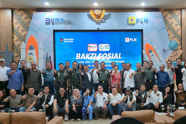 Acara bakti sosial MTC, PLN, HDCI dan PT KPP di Yayasan Kartika Mutiara Pakisaji, Malang, Kamis (26/6/2025).
