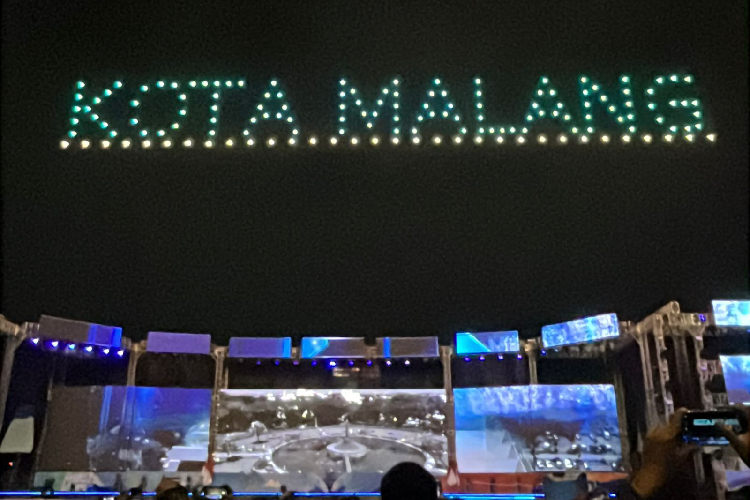 Suasana pembukaan Pekan Olahraga Provinsi Jawa Timur (Porprov Jatim) IX 2025 di Stadion Gajayana, Kota Malang, Sabtu (28/6/2025) malam.(Foto: Rizky Kurniawan Pratama/TIMES Indonesia)