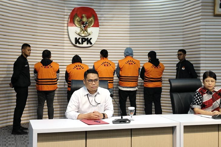 5 Tersangka Korupsi Proyek Jalan di Sumut Ditetapkan KPK