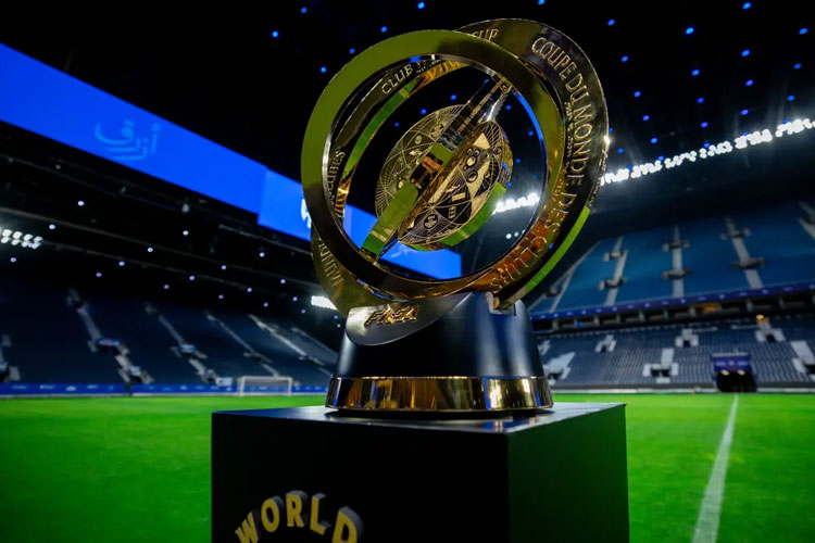 Trofi Piala Dunia Antarklub (Foto: FIFA)