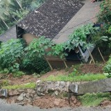 Hujan Deras dan Cuaca Ekstrem Picu Longsor di Pacitan, Rumah Warga Terancam