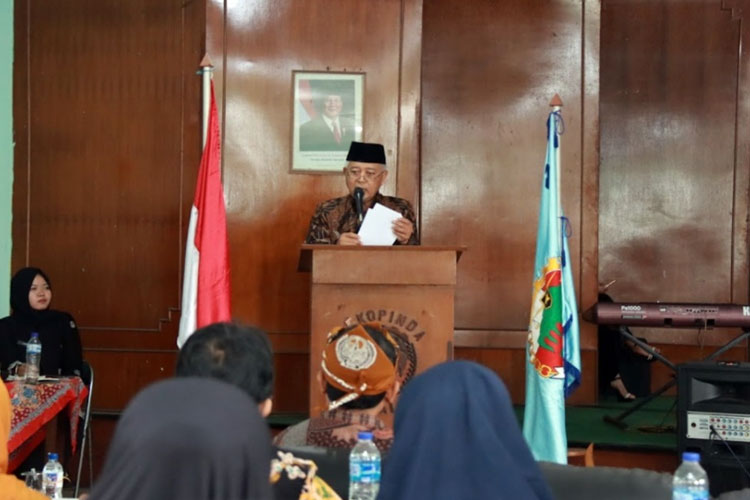 Bupati-sanusi.jpg