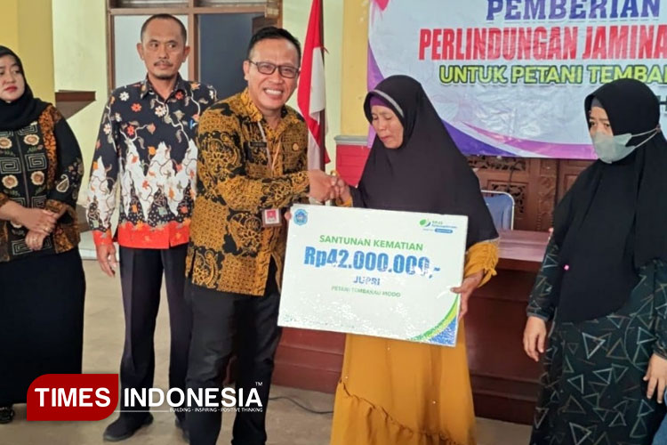 Disnaker Lamongan Sosialisasi Perlindungan Petani Tembakau Lewat BPJS Ketenagakerjaan