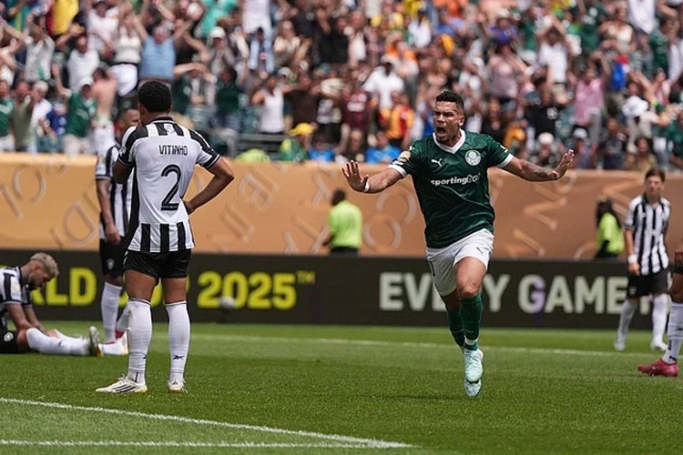Paulinho menjadi pahlawan Palmeiras ke babak perempat final Piala Dunia Antarklub 2025 lewat gol tunggalnya ke gawang Botafogo.