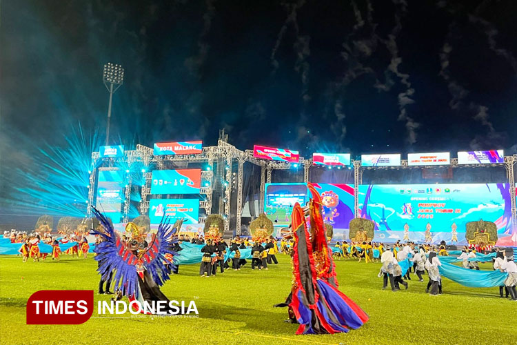 Suasana-sambutan-dan-pembukaan-Porprov-Jatim-2025v3.jpg