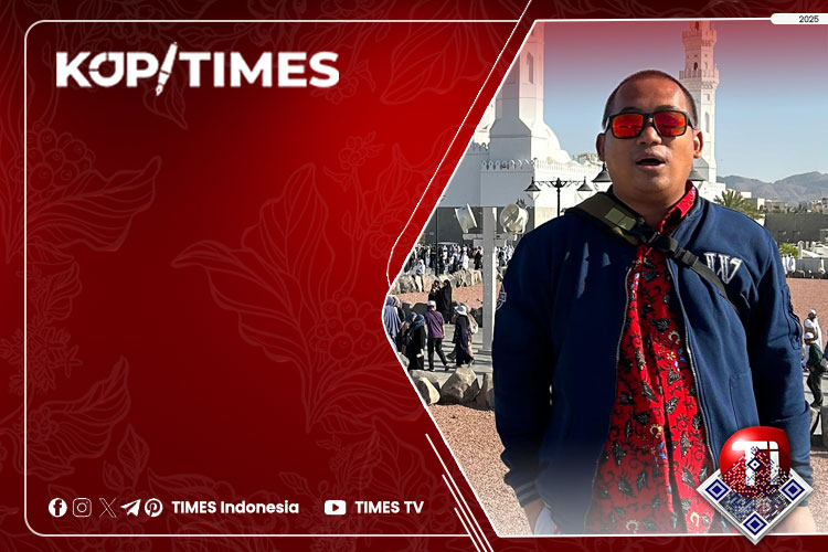 Dr. H. Abid Muhtarom, SE, SPd., MSE., Dekan Fakultas Ekonomi dan Bisnis Universitas Islam Lamongan (UNISLA).