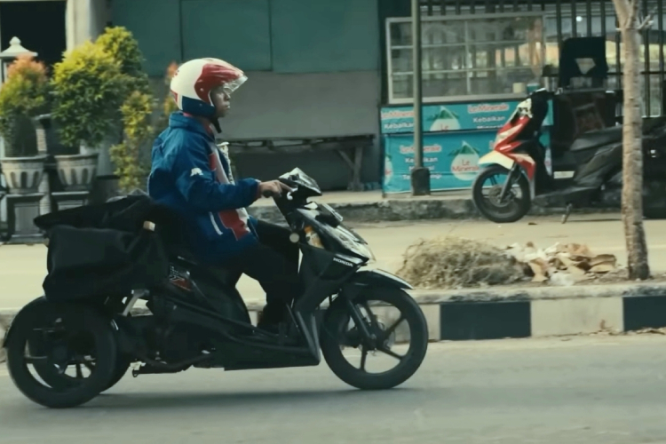 JNE-Surabaya-b.jpg