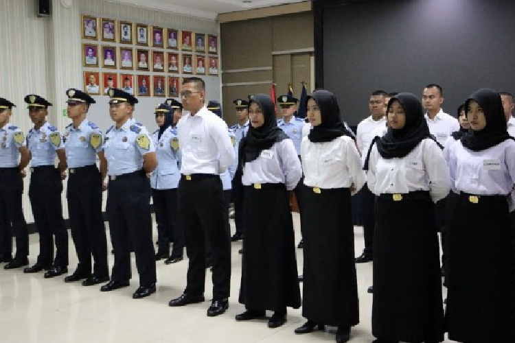 Peserta CPNS Imigrasi Kanwil Imigrasi Direktorat Jateng ikuti penutupan resmi via zoom meeting. (Foto: Humas Imigrasi Cilacap for TIMES Indonesia)
