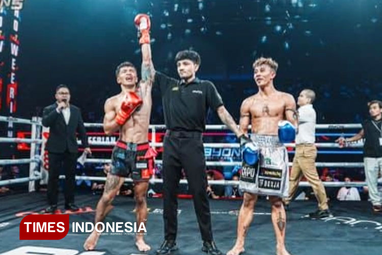 Berjaya di Byon Combat Showbiz Vol 5, Redho Rocky Harumkan Tasikmalaya di Ring Profesional