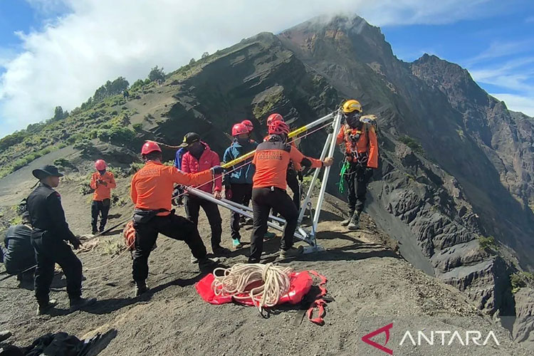 Kemenhut dan Basarnas Evaluasi Total SOP Pendakian Gunung Pasca Insiden Juliana Marins