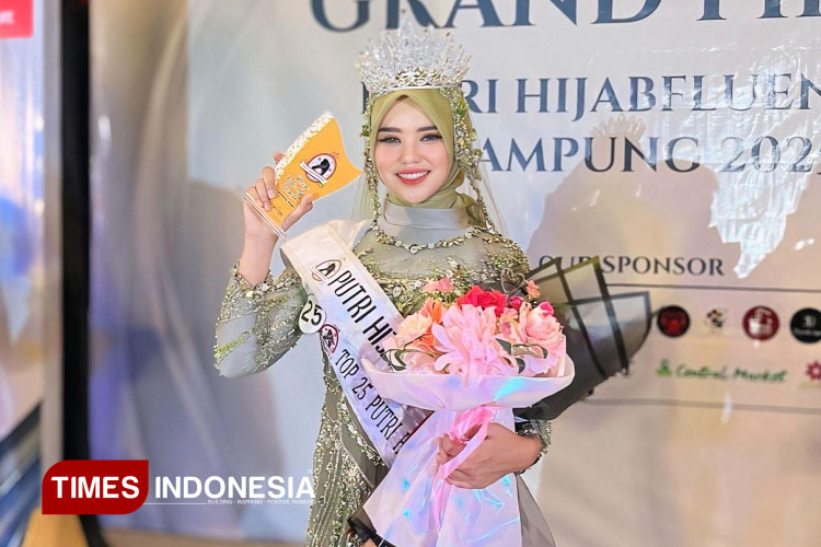 Kisah Mahasiswi Informatika Raih Mahkota Putri Hijabfluencer Lampung 2025