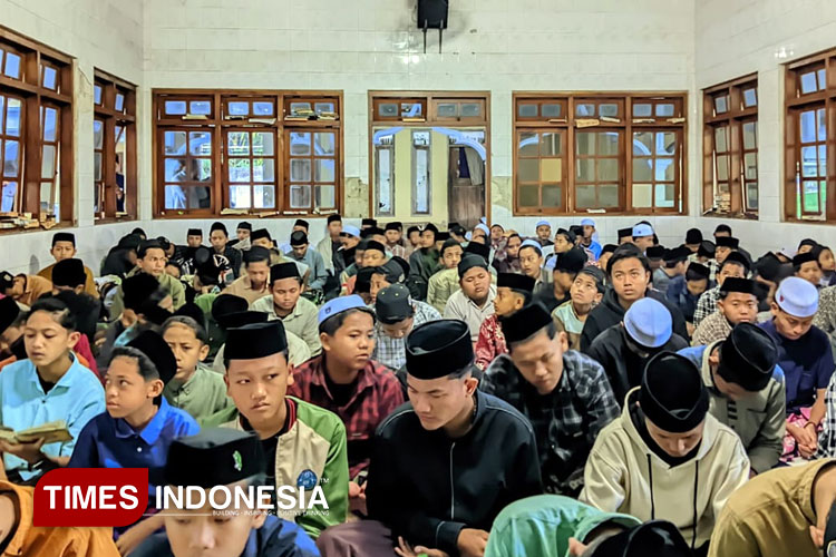 Ribuan Santri di Bondowoso Doakan Kesuksesan HUT ke-79 Bhayangkara