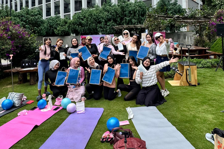 Pilates on Mat, Sentuhan Harmoni dalam Liburan di Grand Aston Puncak Cianjur