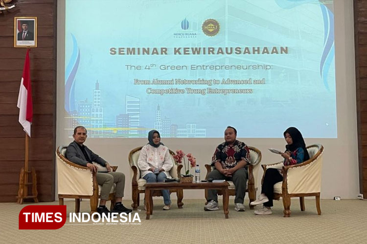 Tiga pembicara Seminar Green Entrepreneurship merupakan alumni Manajemen UMBY. (FOTO: AJP TIMES Indonesia)
