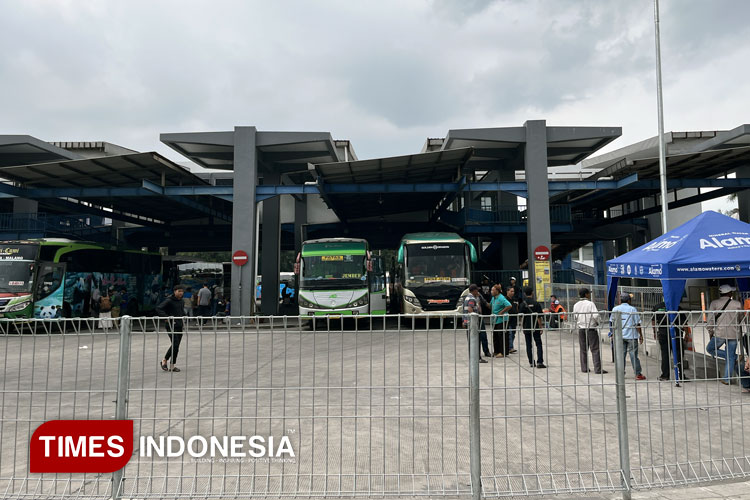 Tiga Tersangka Pengeroyokan TNI AL di Terminal Arjosari Dipindah Sementara ke Polda Jatim, Penyelidikan Terus Berlanjut