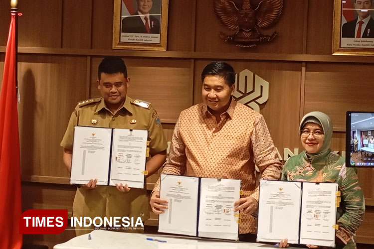 penandatanganan-4.jpg