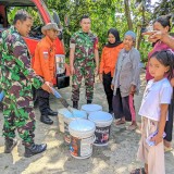 BPBD Bondowoso Distribusikan 10 Ribu Liter Air Bersih ke Desa Lumutan