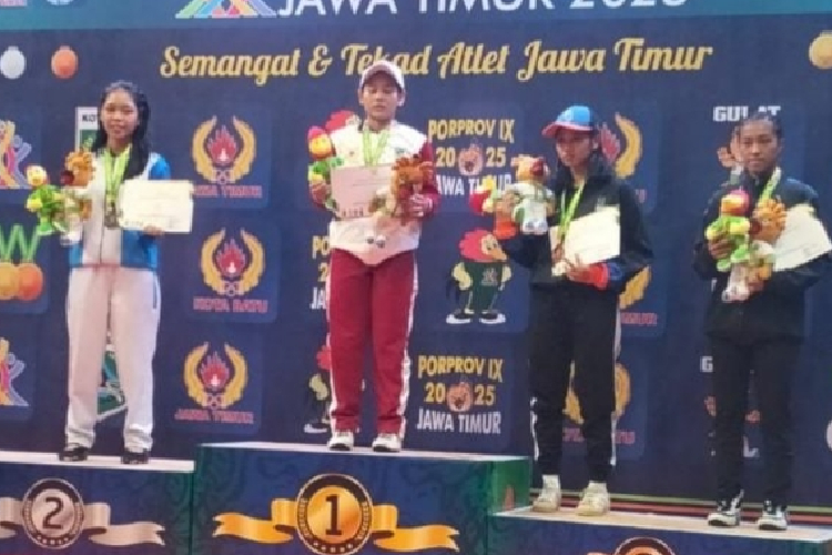 Cedera Tak Halangi Atlet Gulat Kabupaten Malang Raih Emas Porprov Jatim 2025