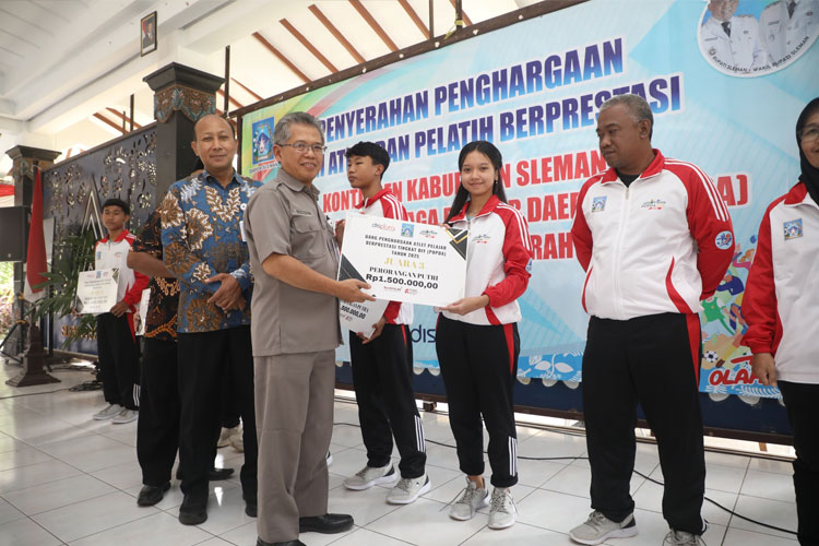 Raih 259 Medali, Atlet Berprestasi POPDA DIY 2025 Diapresiasi Pemkab Sleman