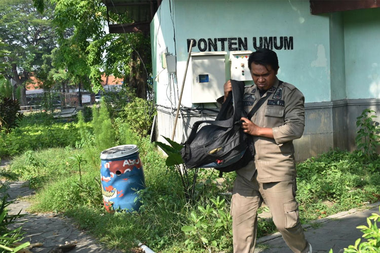 Viral Toilet Umum Jadi Tempat Tinggal, Pemkot Surabaya Ambil Langkah Tegas