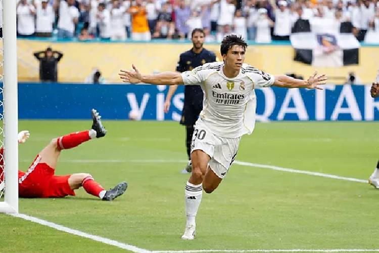 Gonzalo Garcia menjadi pahlawan Real Madrid dengan gol tunggalnya ke gawang Juventus untuk memastikan timnya lolos perempat final Piala Dunia Antarklub 2025. (Foto: realmadrid)