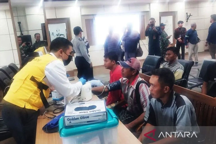 Detik-Detik Tenggelamnya KMP Tunu Pratama Jaya di Selat Bali, Kesaksian Penumpang Selamat