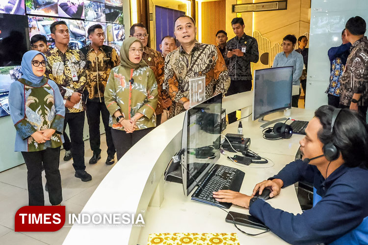 Surabaya Raih Indeks Reformasi Birokrasi Terbaik, Menteri Rini Puji Kepemimpinan Eri Cahyadi