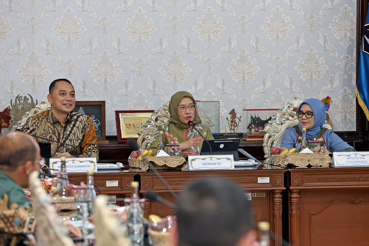 Eri Cahyadi: Surabaya Jadi Percontohan Pelaksanaan ASN Bekerja dari Balai RW