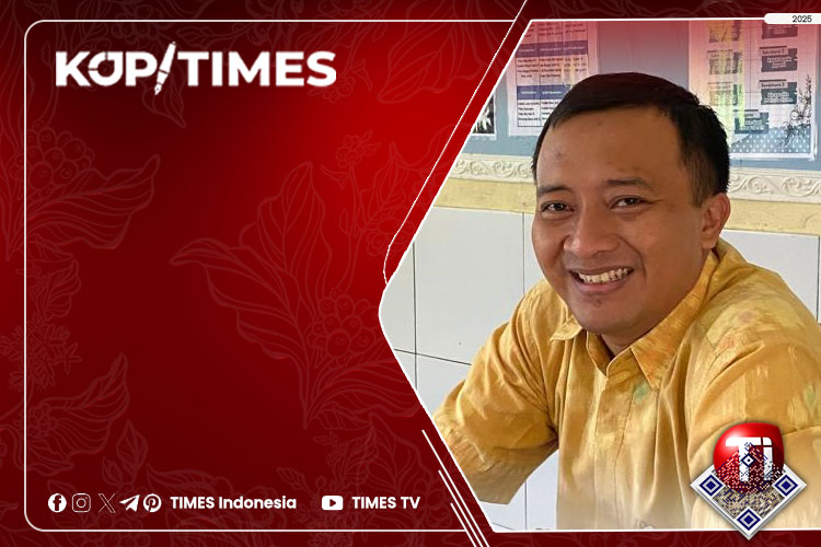 Ahmad Fajarisma Budi Adam, Guru Matematika SMP N 1 Banjar Seririt Bali.