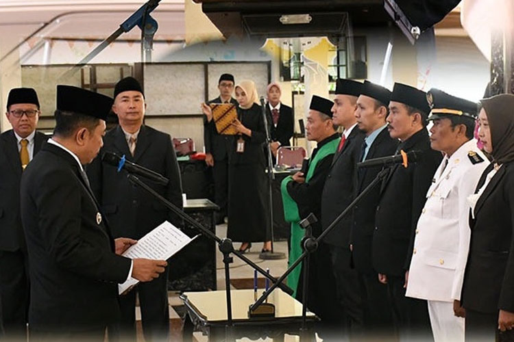 Rotasi Tujuh Pejabat, Ini Pesan Bupati Bondowoso
