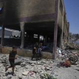 Serangan Israel ke Kamp Pengungsian dan Rumah Sakit Tewaskan 94 Warga Gaza