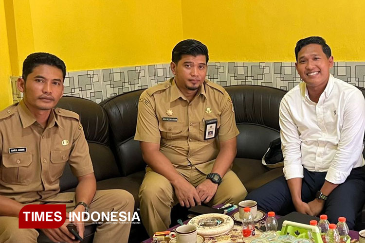Muhammad Nafis, Dosen program studi Hukum Keluarga Islam melakukan penelitian kasus perceraian di Desa Oro-Oro Ombo, Kota Batu