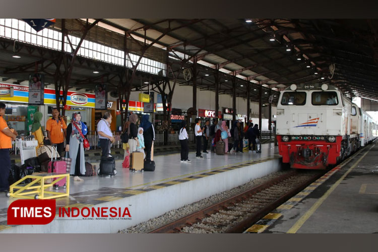 PT Kereta Api Indonesia (KAI) mengajak masyarakat ikut mengawasi pelaku vandalisme. (FOTO: Dok. TIMES Indonesia)